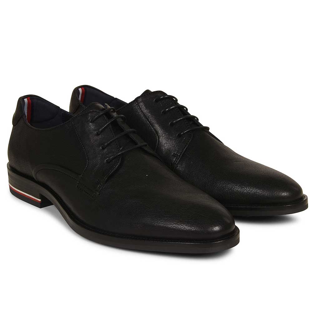 Signaute Leather Shoe in Black