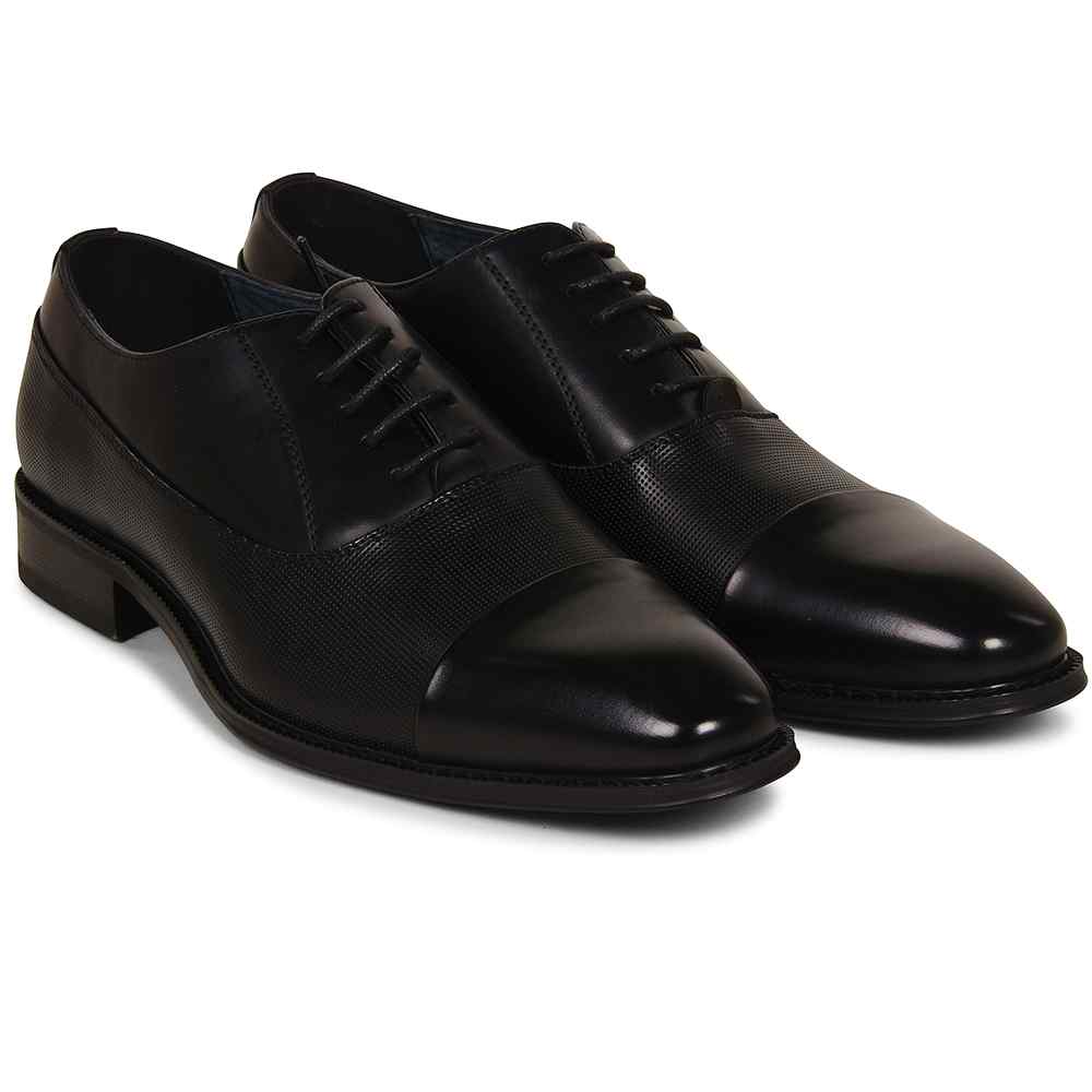 Oxford Toe Cap Formal Shoe in Black