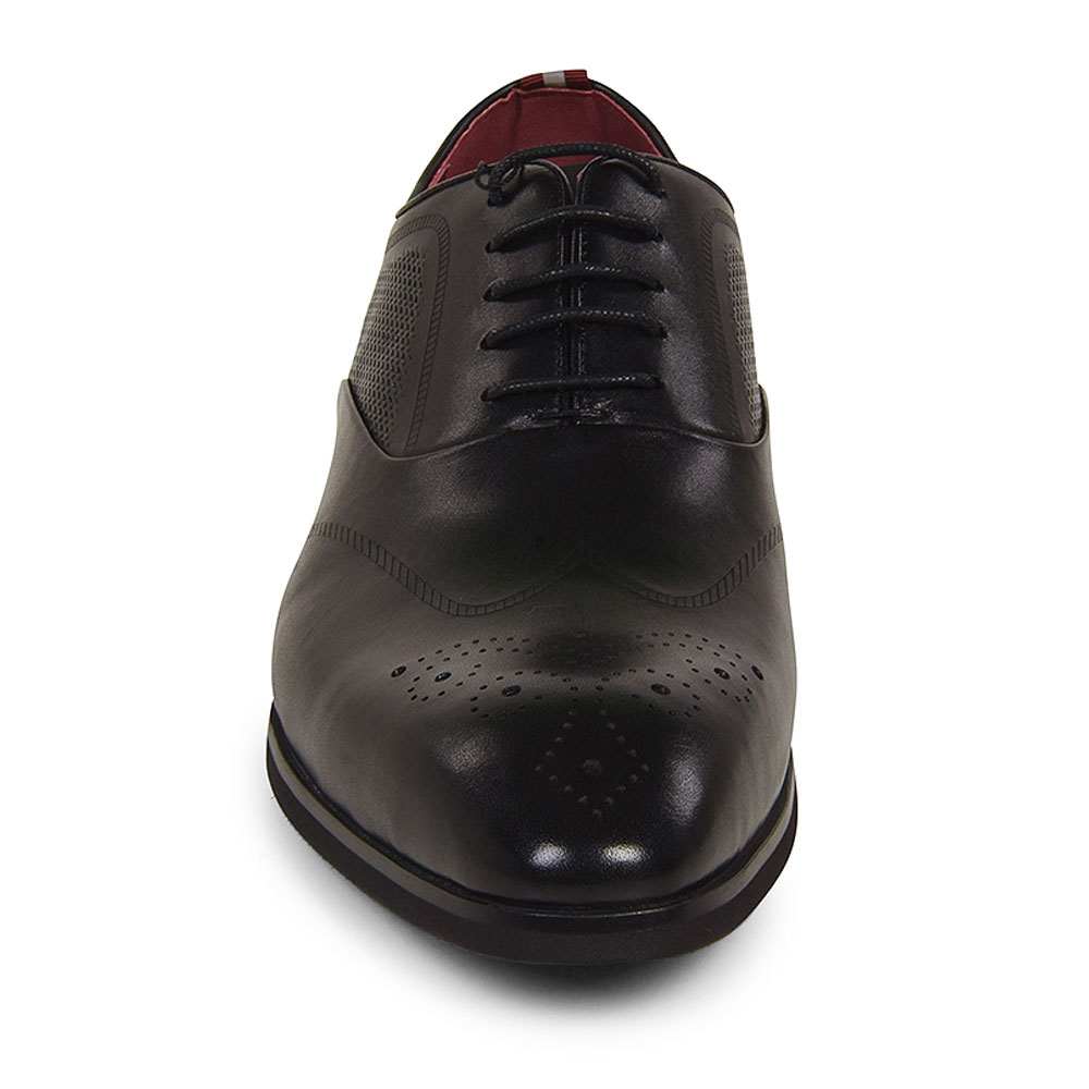 Shirocco Formal Shoe in Black