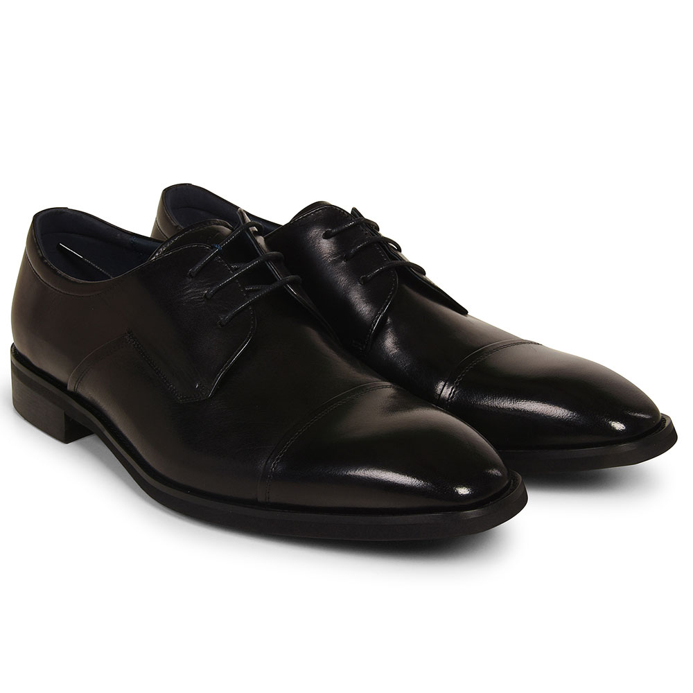 Armadie Shoe in Black